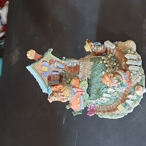 Vintage Easter Bunny Rabbit figurine decor musical music box